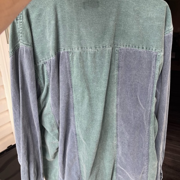 Bundle - 3 oversized button downs.M - Picture 4 of 10